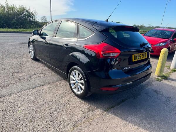 Ford Focus 1.0T Ecoboost Titanium Euro 6 Ss DX65ZVR Black #4
