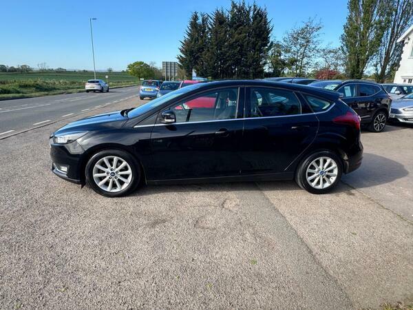 Ford Focus 1.0T Ecoboost Titanium Euro 6 Ss DX65ZVR Black #6