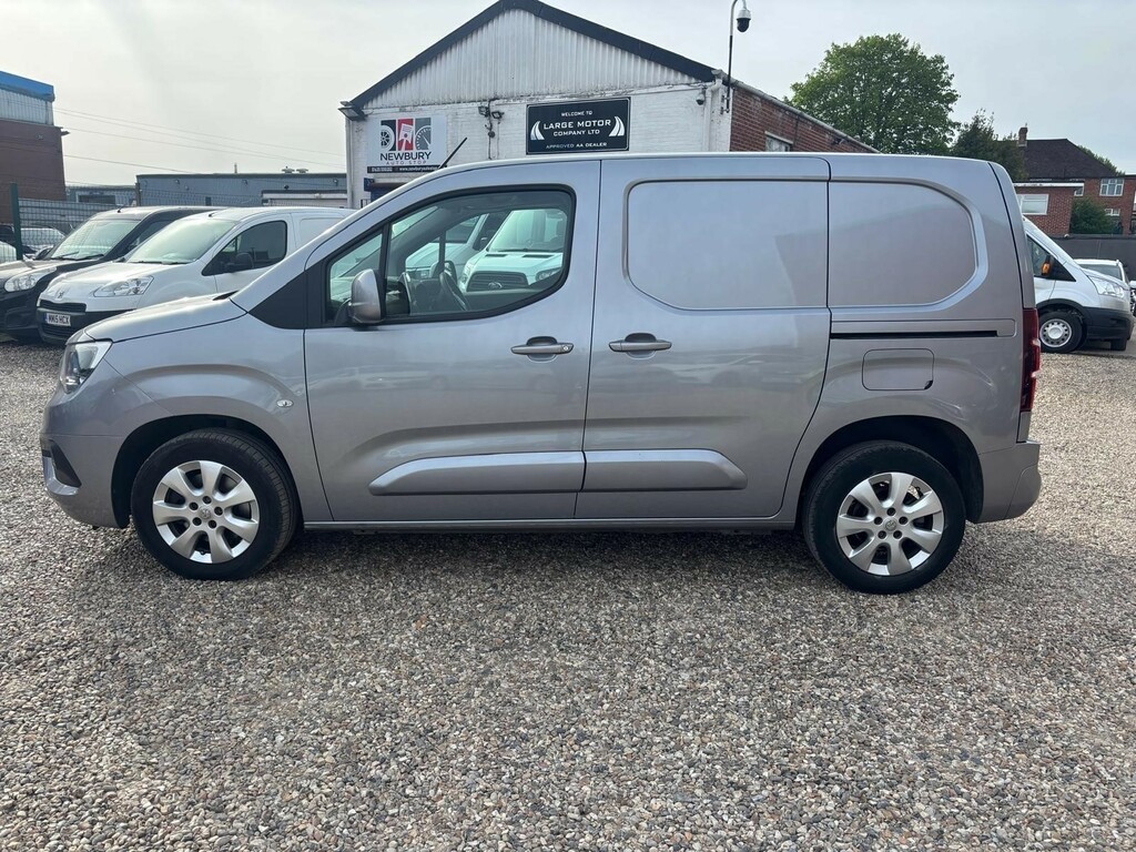 Vauxhall Combo 1.5 Turbo D 2300 Limited Edition Nav L1 H1 Euro 6 DT19OXS Grey #4