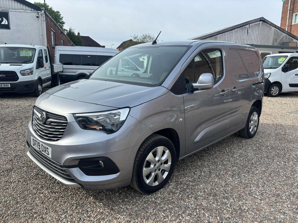Vauxhall Combo 1.5 Turbo D 2300 Limited Edition Nav L1 H1 Euro 6 DT19OXS Grey #3