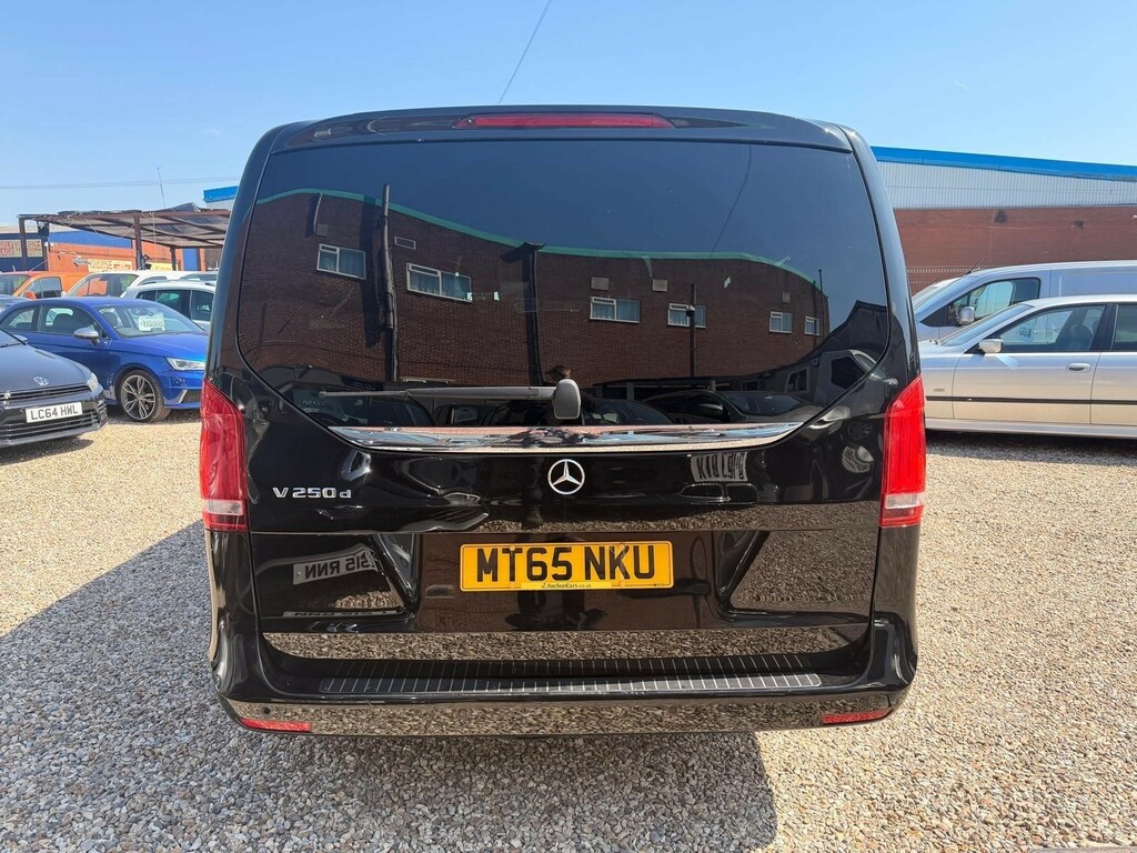 Mercedes-Benz V Class 2.2 Bluetec Sport G-tronic Euro 6 Ss 8 Sea Black #4