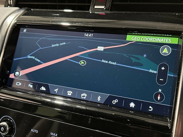 Land Rover Discovery Sport 2.0 D180 Mhev R-dynamic Se Suv 4Wd Red #3