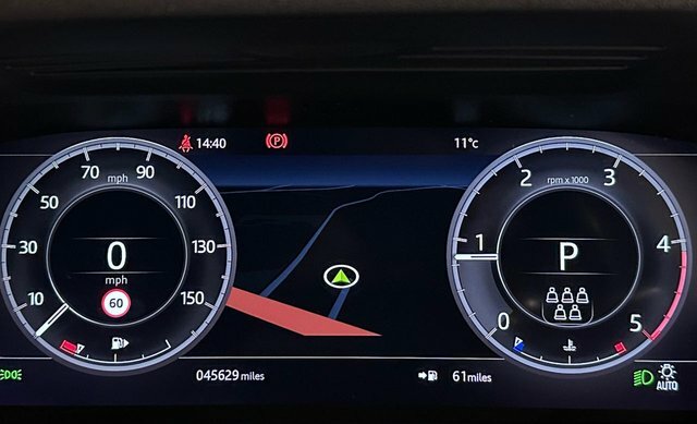 Land Rover Discovery Sport 2.0 D180 Mhev R-dynamic Se Suv 4Wd Red #4