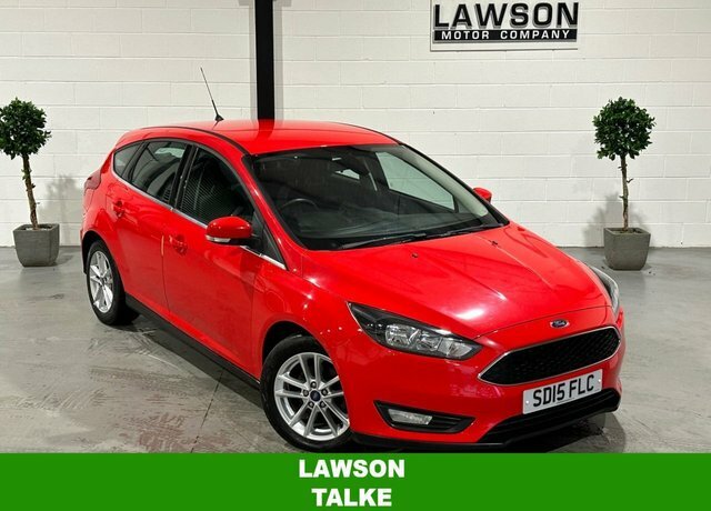 Ford Focus 1.0T Ecoboost Zetec Hatchback Eu Red
