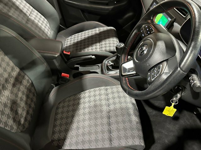 MG ZS 1.5 Vti-tech Excite Suv Euro 6 Red #5
