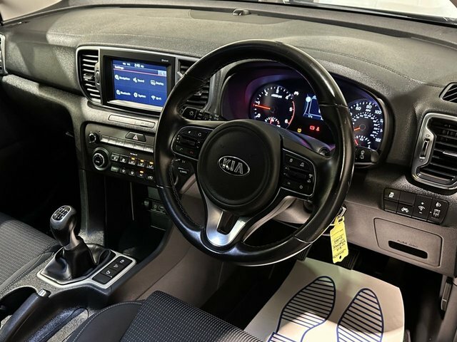 Kia Sportage 1.7 Crdi 2 Suv Euro 6 S S 114 Silver #2