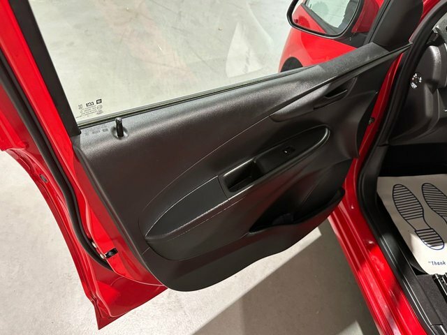 Vauxhall Viva 1.0I Se Hatchback Euro 6 73 Ps Red #6
