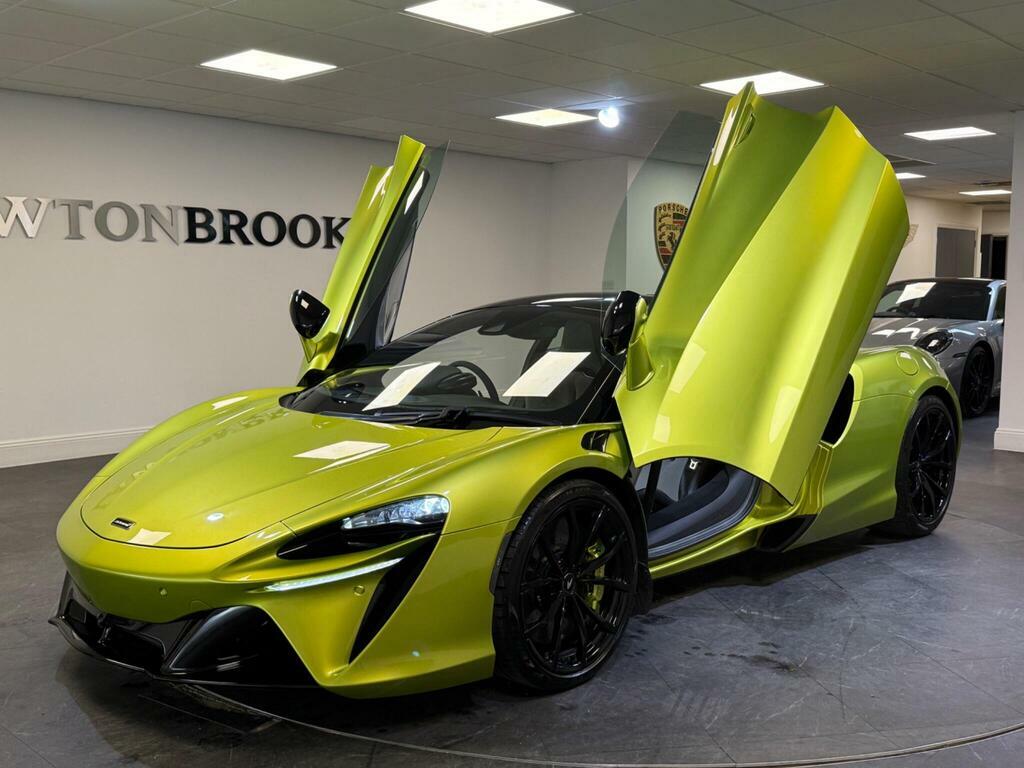 McLaren Artura Hybrid Green #4