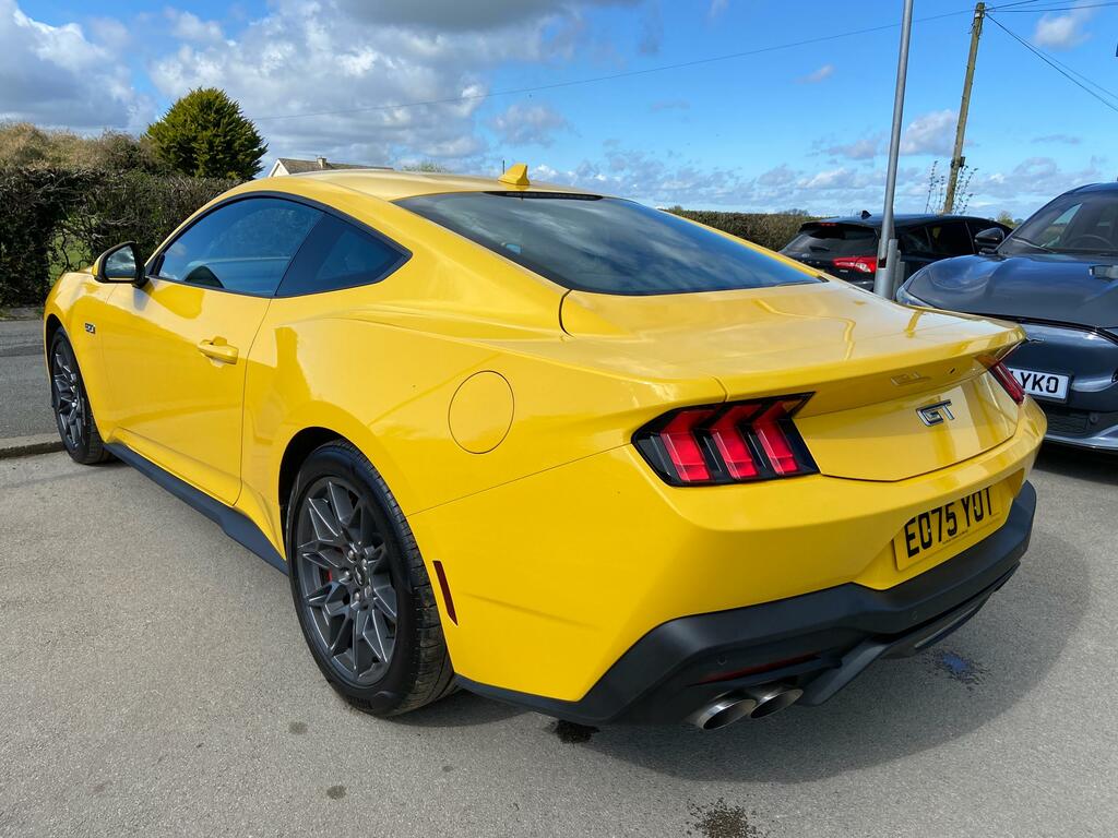 Ford Mustang 5.0 V8 Gt Coupe Very Low Mileage Yellow #5