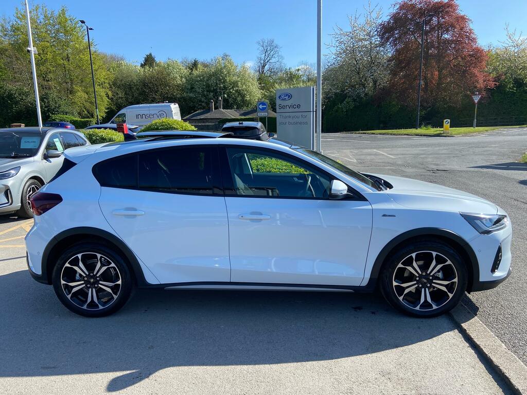 Ford Focus 1.0 Mhev Active X 155Ps Mild Hybrid Mega Spec EF25SDO White #4