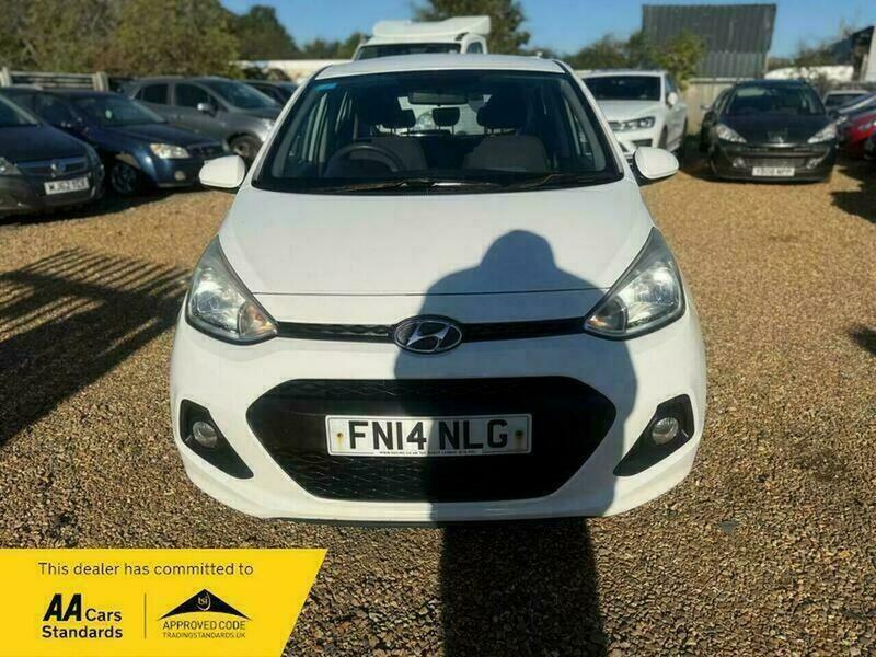 Hyundai I10 1.0 Se Euro 5 FN14NLG White #2