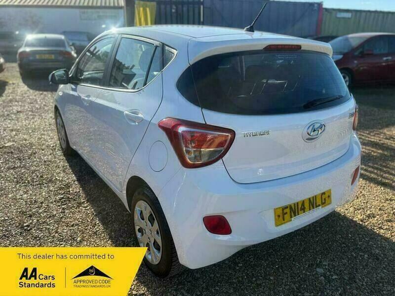 Hyundai I10 1.0 Se Euro 5 FN14NLG White #4