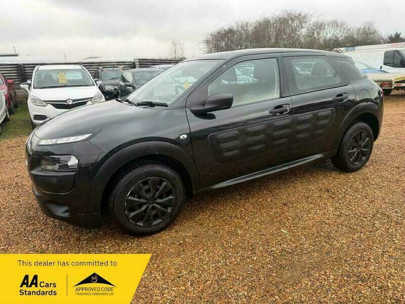 Citroen C4 Cactus 1.2 Puretech Touch Euro YD66PCU Black #3