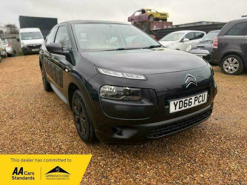 Citroen C4 Cactus 1.2 Puretech Touch Euro Black