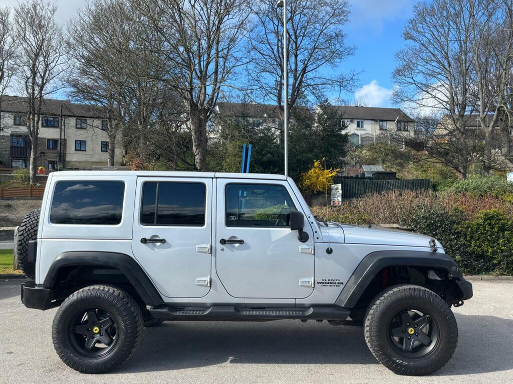 Jeep Wrangler Suv 2.8 Crd Sahara 4Wd Euro 5 201111 Silver #4