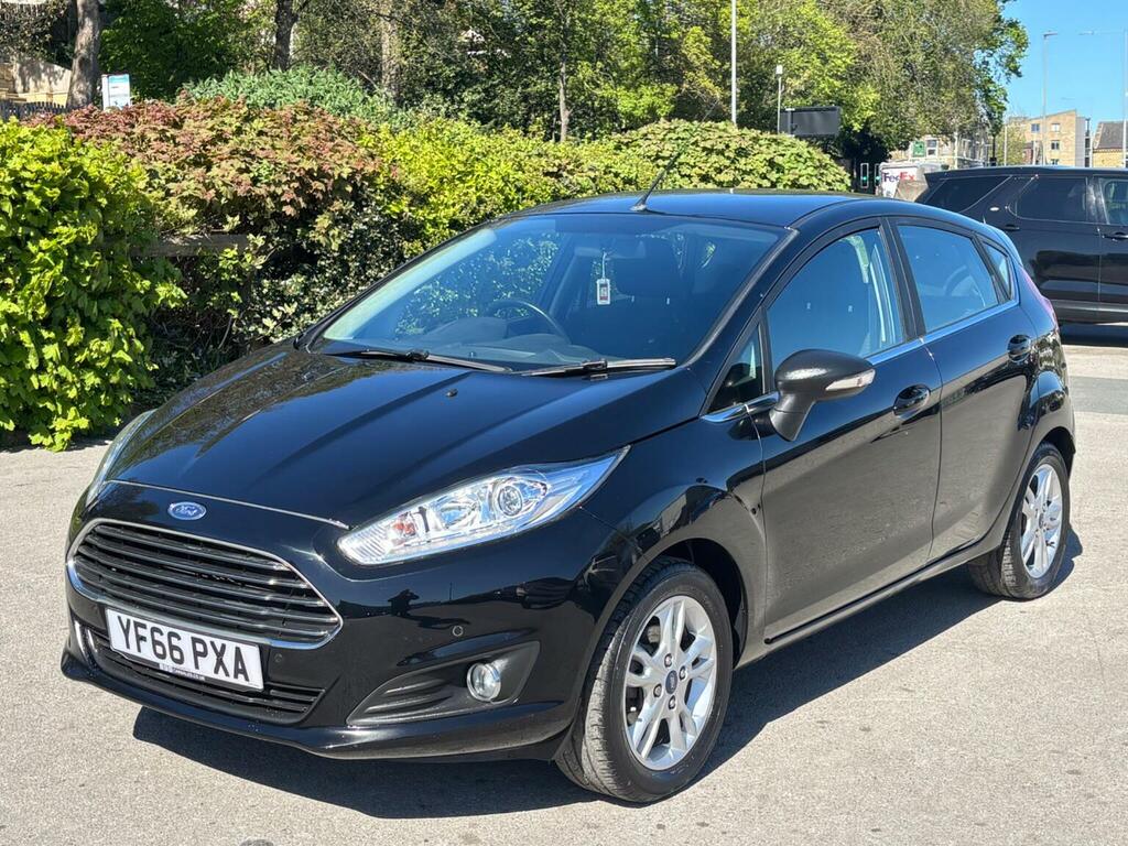 Ford Fiesta Hatchback 1.25 Zetec Euro 6 201666 Black