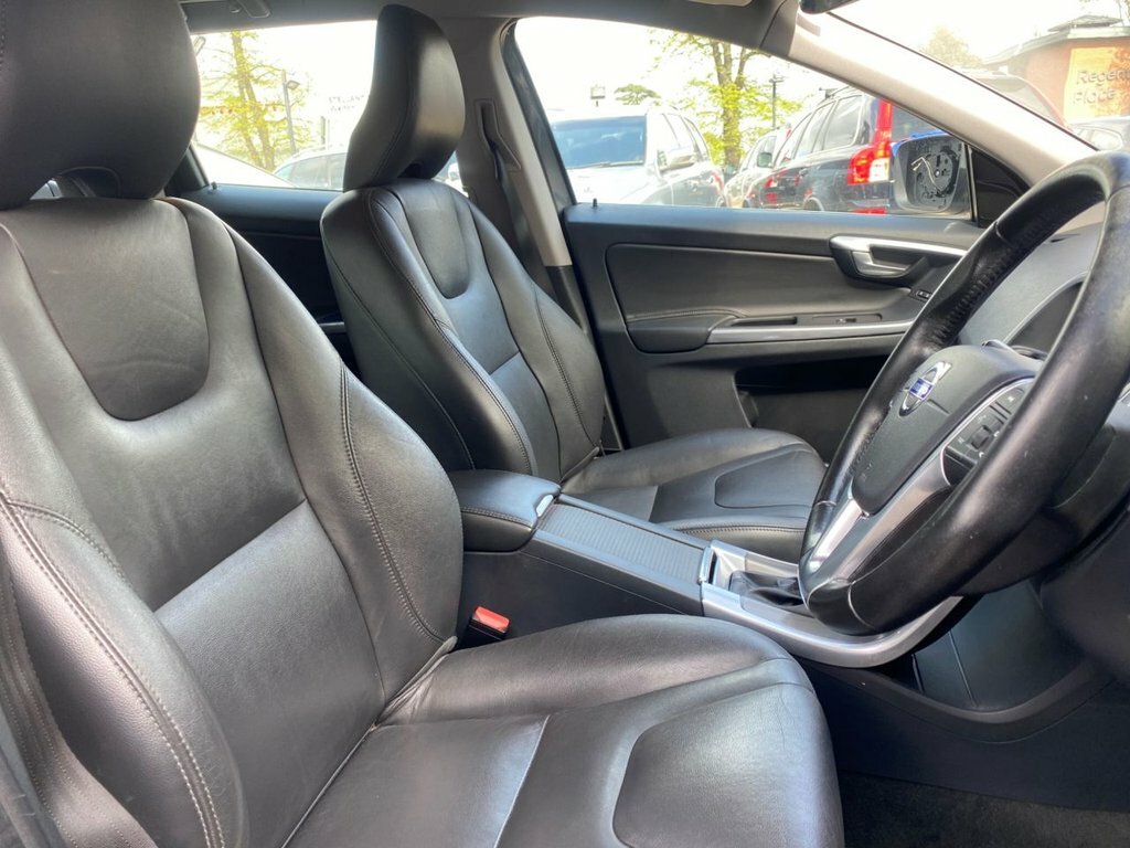 Volvo XC60 2.4L Se Lux Nav WA16XOM Grey #2