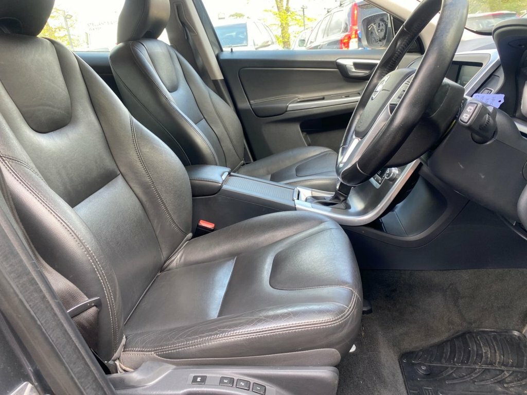 Volvo XC60 2.4L Se Lux Nav WA16XOM Grey #4