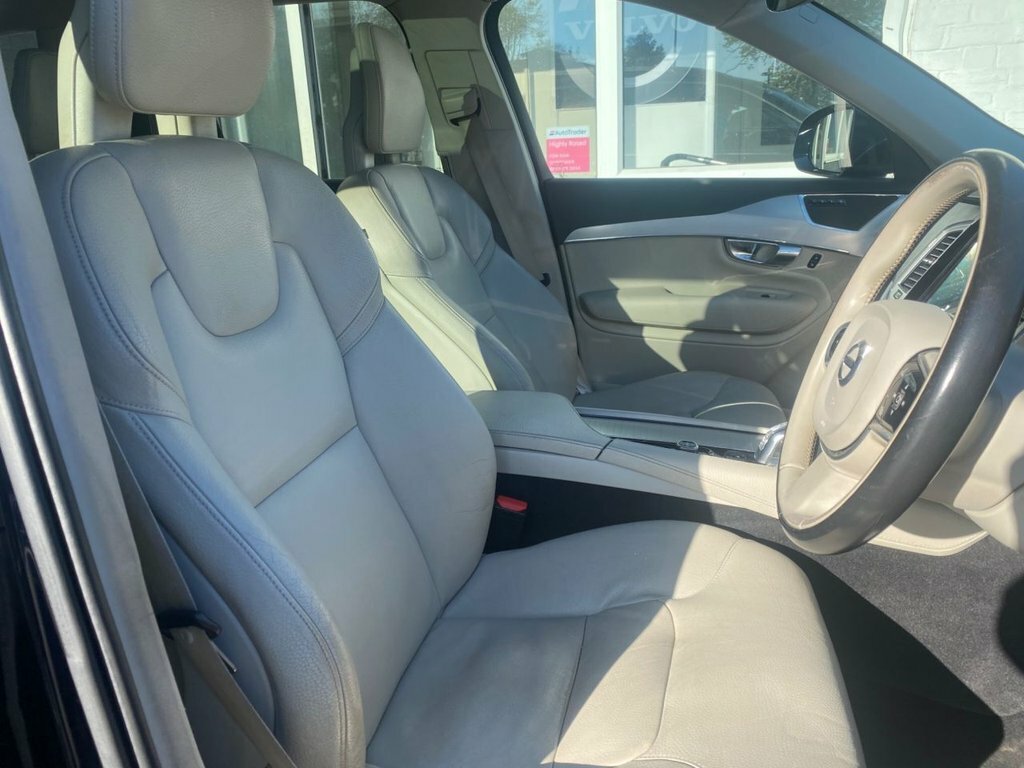 Volvo XC90 2L Momentum Blue #2