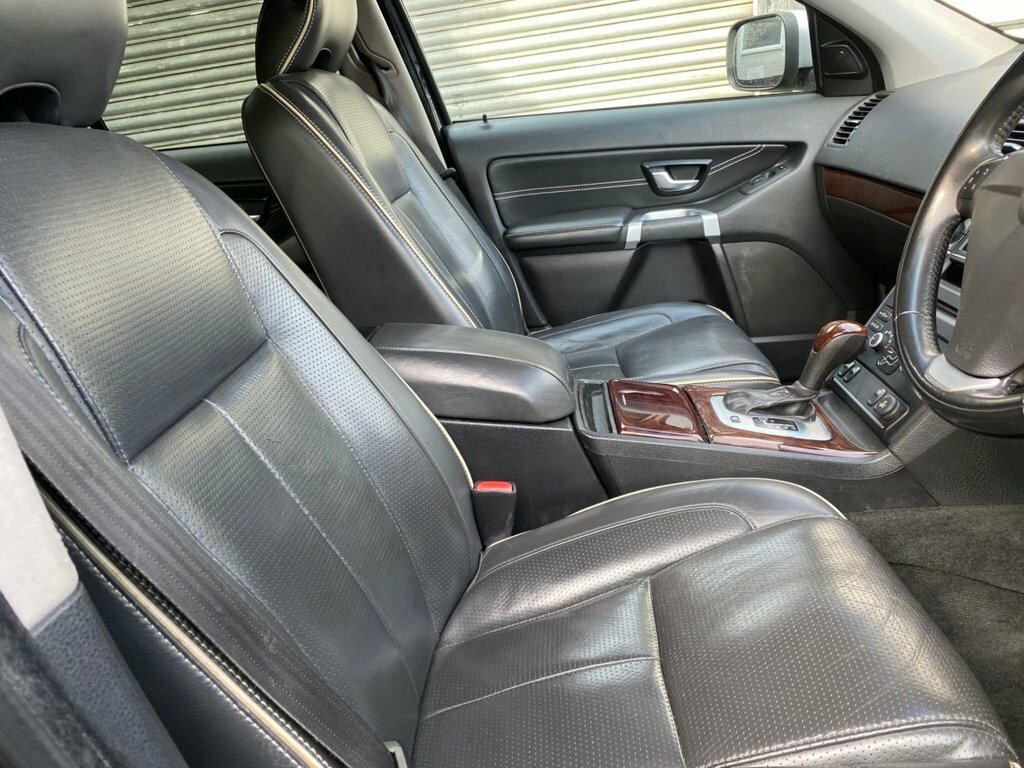 Volvo XC90 2.4L Executive YY14JVR Grey #2