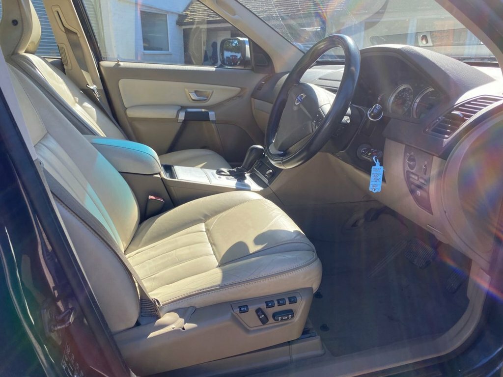 Volvo XC90 2.4L Se Lux AO12YKR Blue #4