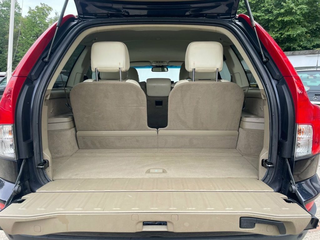 Volvo XC90  Silver #24