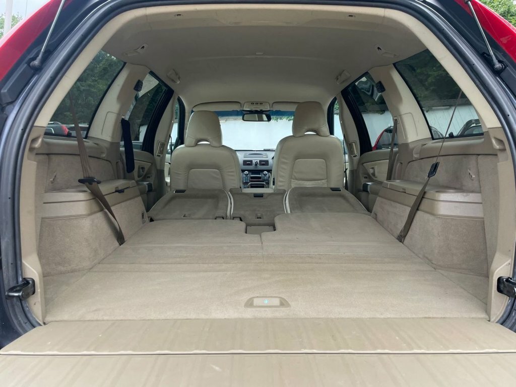 Volvo XC90  Silver #29