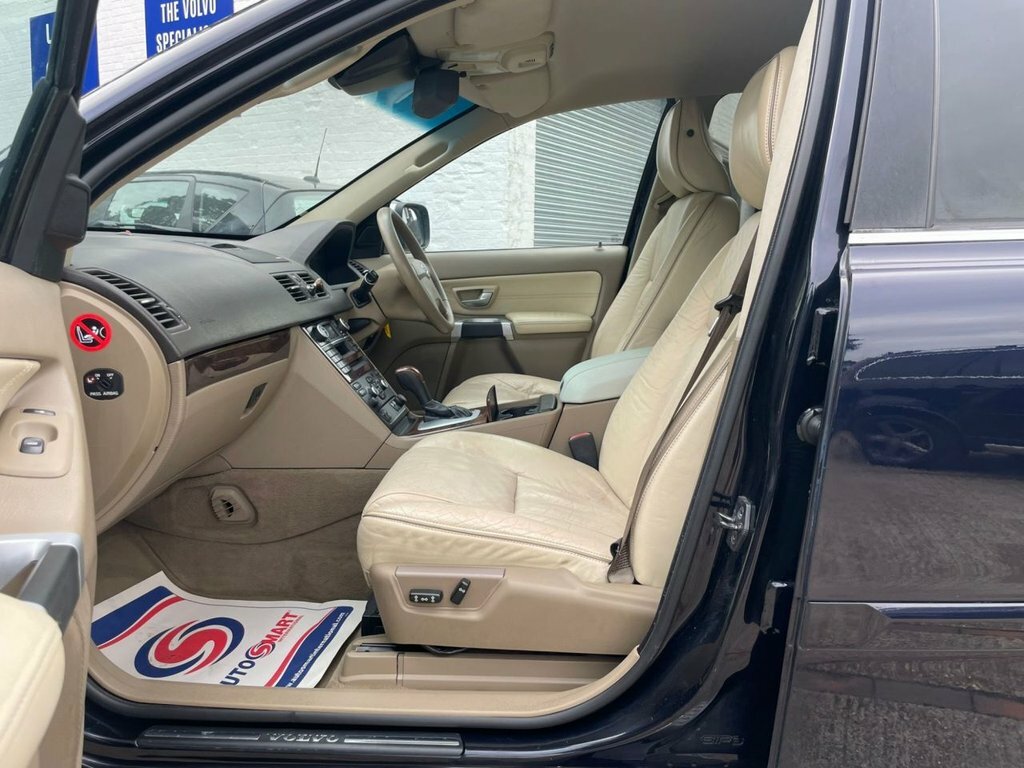 Volvo XC90  Silver #14