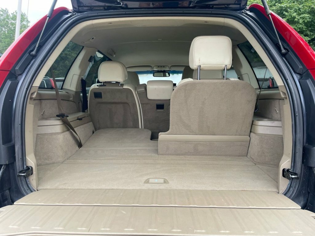 Volvo XC90  Silver #25