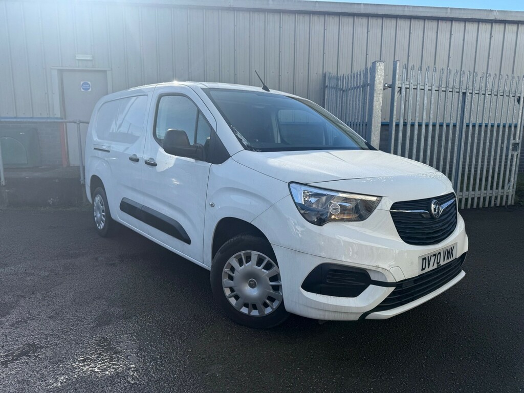 Vauxhall Combo Panel Van 1.5 Turbo D 2300 Sportive L2 H1 Euro 6 White
