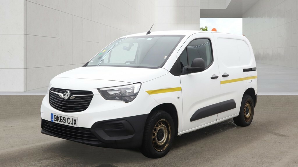 Vauxhall Combo Panel Van 1.6 Turbo D 2000 Edition 2019 White #2