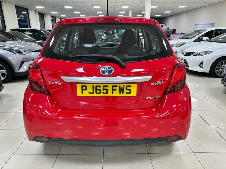 Toyota Yaris 1.5 Vvt-h Icon E-cvt Euro 6 PJ65FWS Red #4