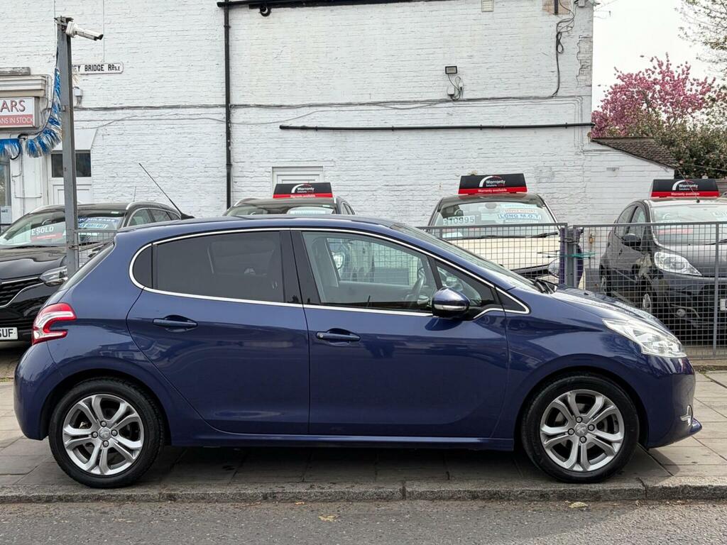 Peugeot 208 Hatchback 1.6 Vti Allure Euro 5 201414 Blue #2