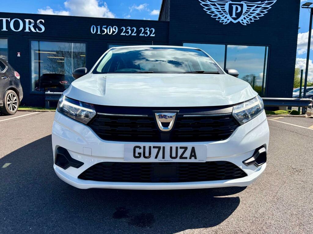 Dacia Sandero 1.0 Sce Essential Euro 6 Ss GU71UZA White #3