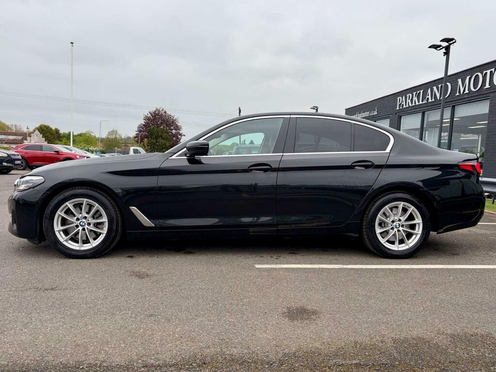 BMW 5 Series 2.0 520D Mht Se Steptronic Euro 6 Ss RX21FHU Black #5