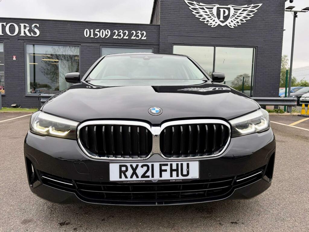 BMW 5 Series 2.0 520D Mht Se Steptronic Euro 6 Ss RX21FHU Black #3