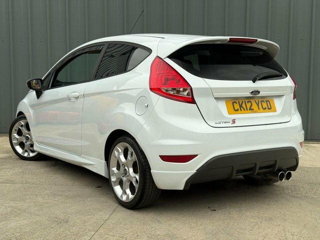 Ford Fiesta S 1.6 Hatchback CK12YCD White #3
