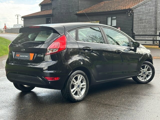 Ford Fiesta Ecoboost Zetec Hatchback CX66XKY Black #2