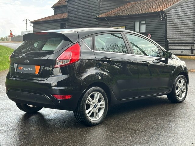 Ford Fiesta Ecoboost Zetec Hatchback CX66XKY Black #4