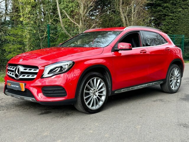 Mercedes-Benz GLA Class Gla180 Amg Line Edition GV19WZY Red #2