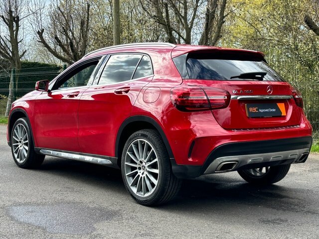 Mercedes-Benz GLA Class Gla180 Amg Line Edition GV19WZY Red #5