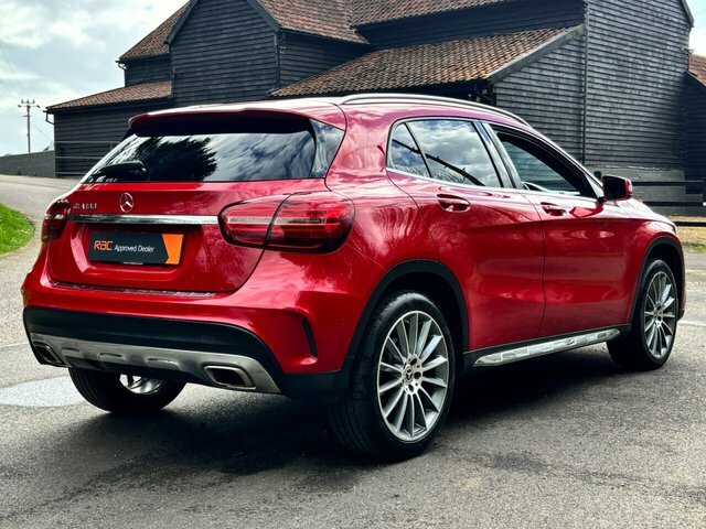 Mercedes-Benz GLA Class Gla180 Amg Line Edition GV19WZY Red #3