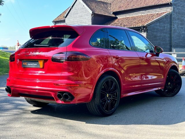 Porsche Cayenne V6 Gts Suv Red #2