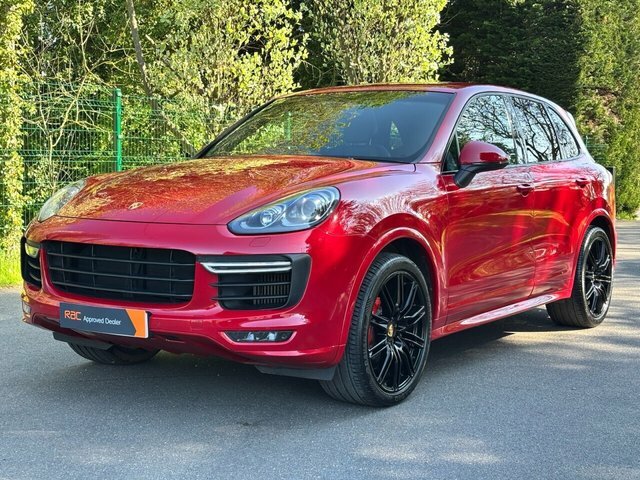 Porsche Cayenne V6 Gts Suv Red #3