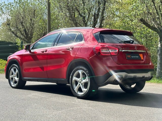 Mercedes-Benz GLA Class Gla200 Sport Suv HF67KVO Red #6
