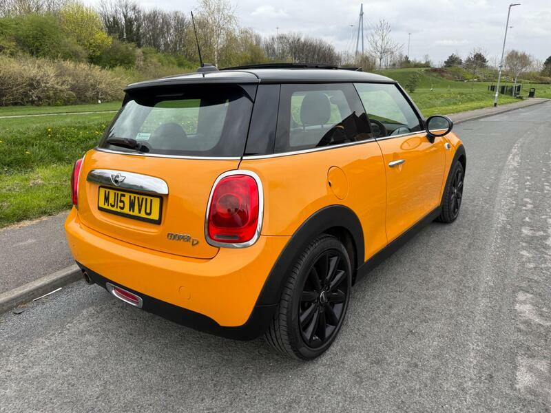 Mini Hatch 1.5 Cooper D Euro 6 Ss MJ15WVU Orange #2
