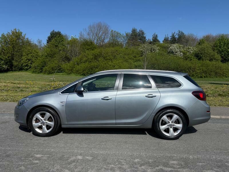 Vauxhall Astra 2.0 Cdti Ecoflex Sri Sports Tourer Euro 5 Ss Silver #4