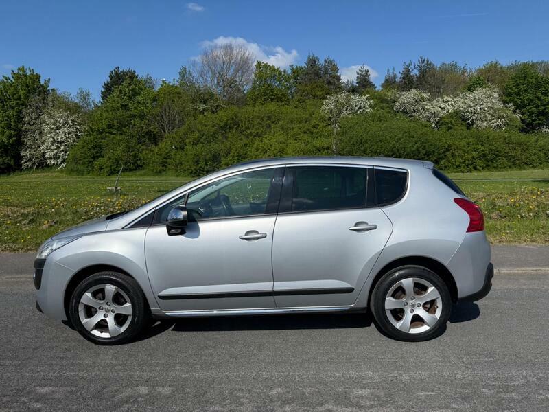 Peugeot 3008 1.6 Hdi Exclusive Euro 5 Silver #4