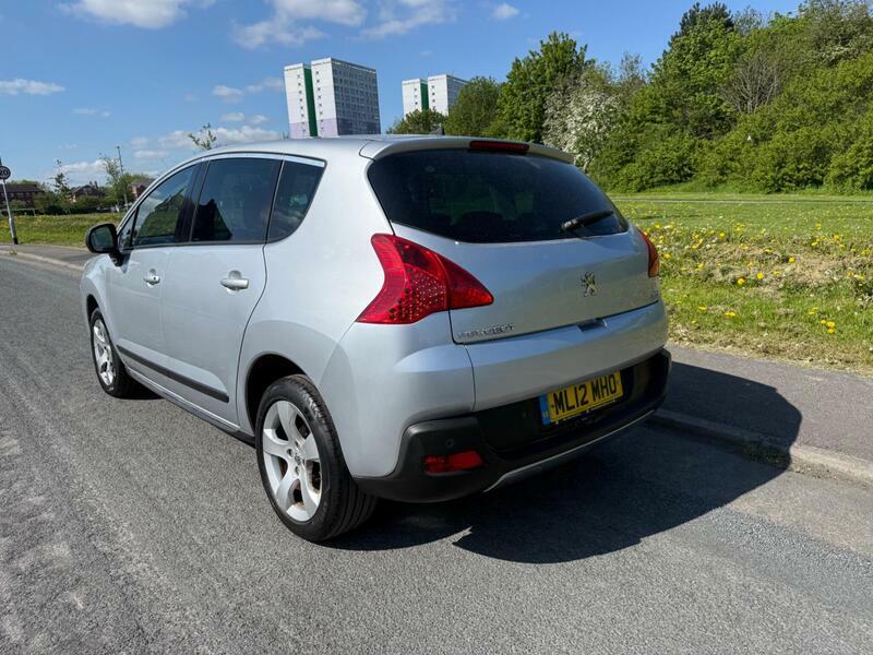 Peugeot 3008 1.6 Hdi Exclusive Euro 5 Silver #3