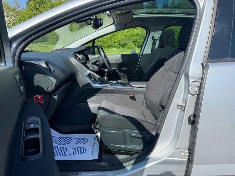 Peugeot 3008 1.6 Hdi Exclusive Euro 5 Silver #6
